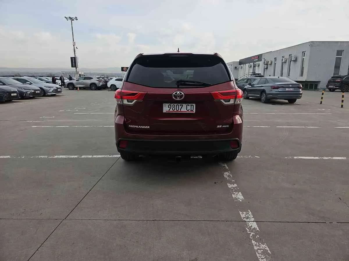 TOYOTA Highlander - 5