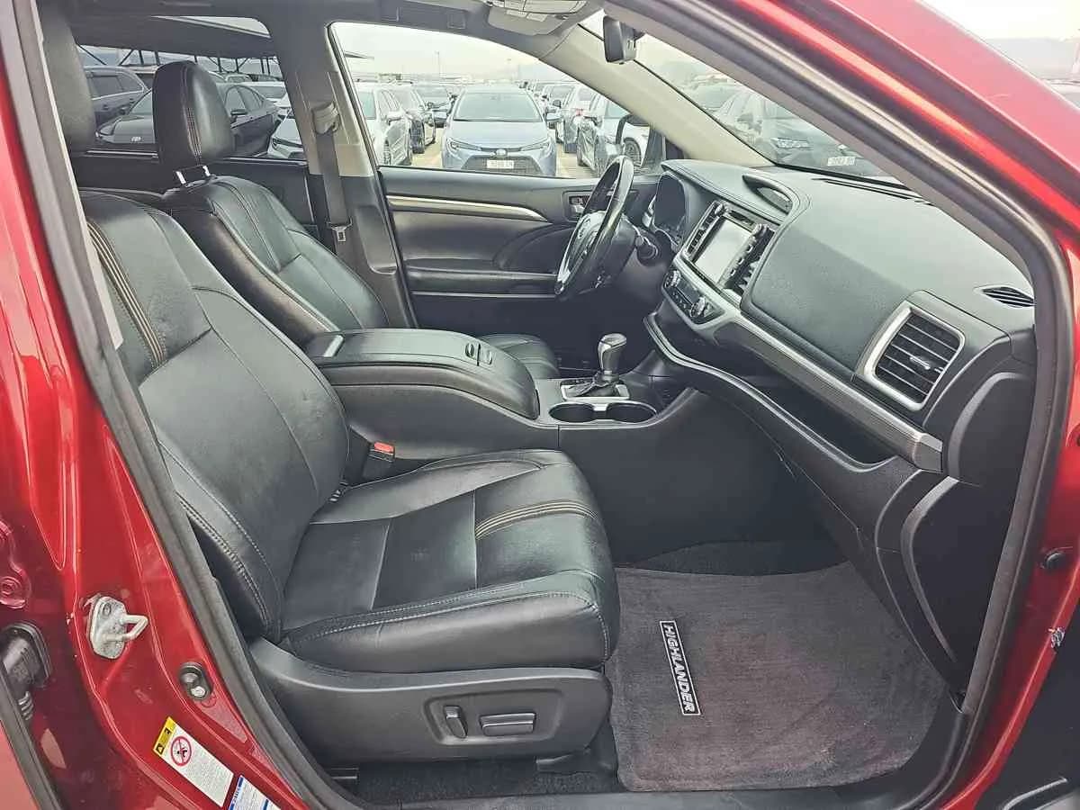 TOYOTA Highlander - 10