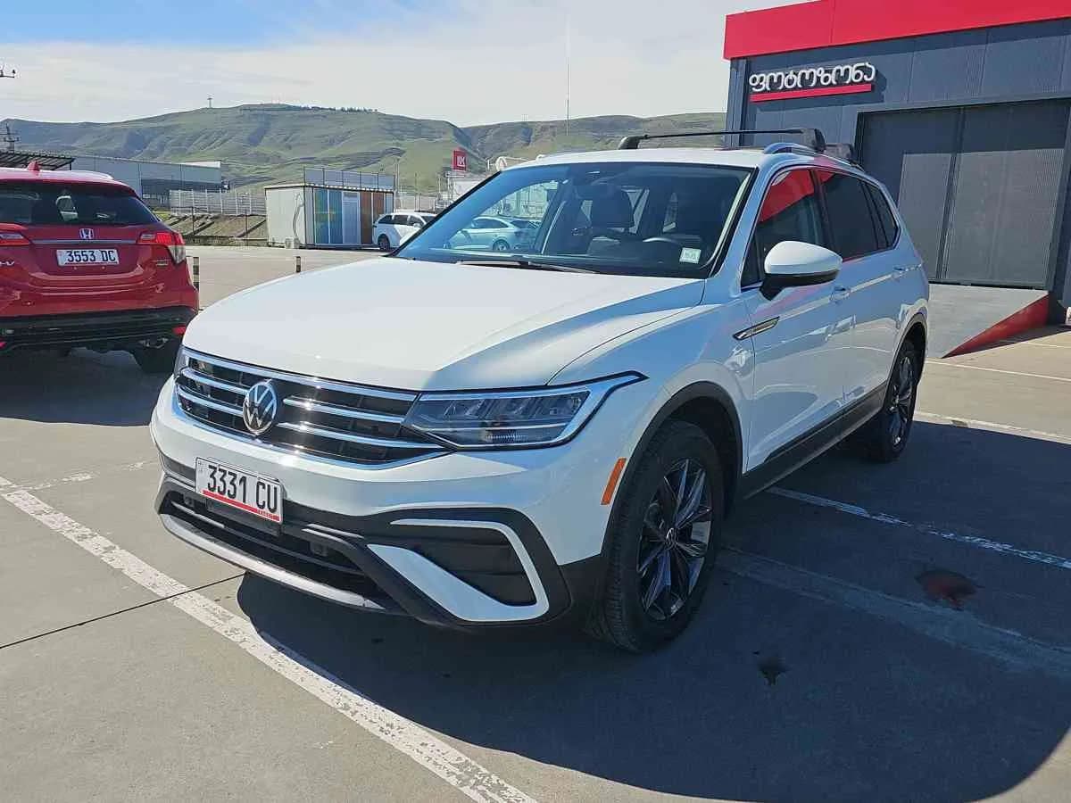 VOLKSWAGEN Tiguan - 1