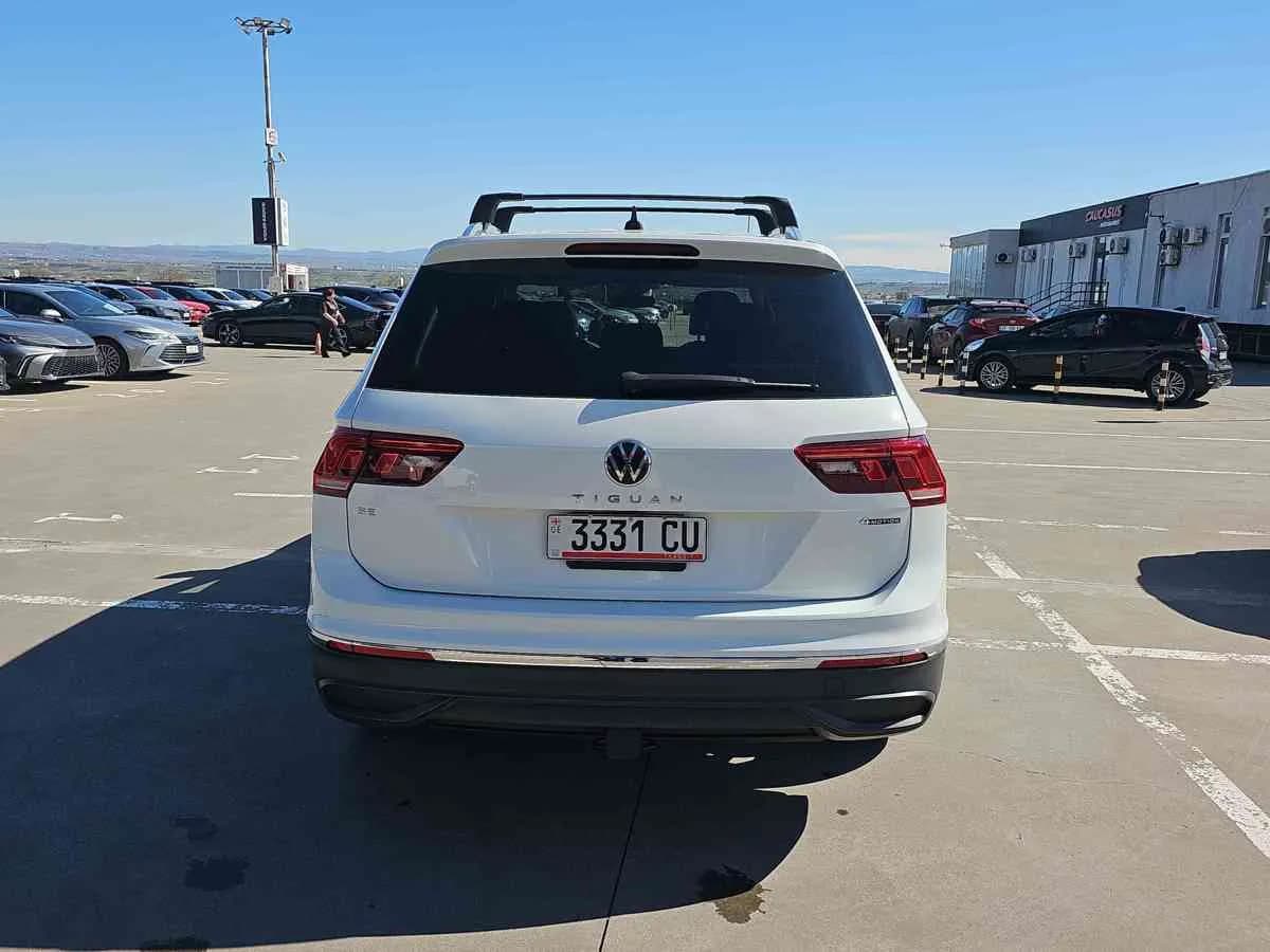 VOLKSWAGEN Tiguan - 5