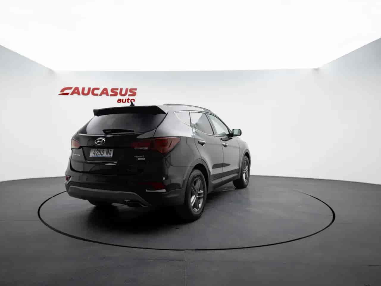 HYUNDAI Santa Fe - 4
