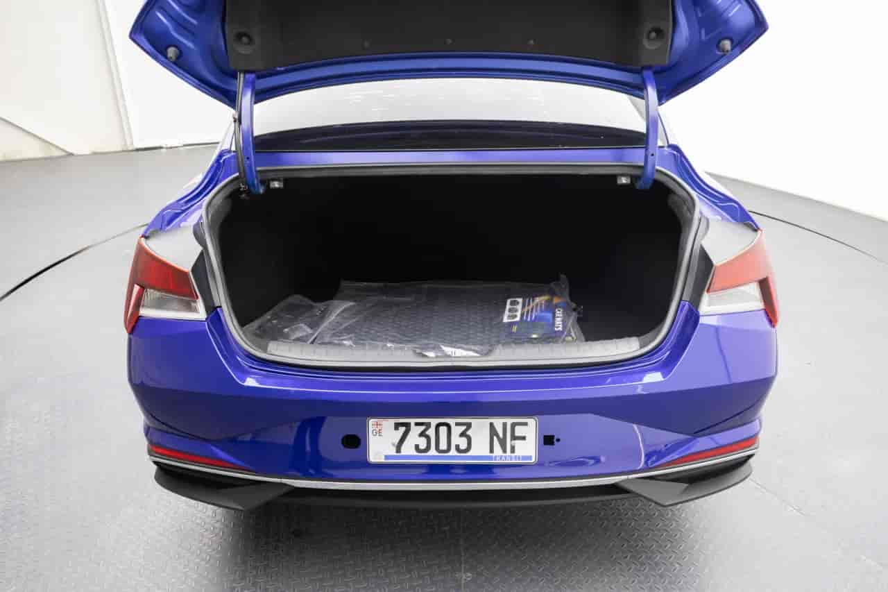 HYUNDAI Elantra - 7