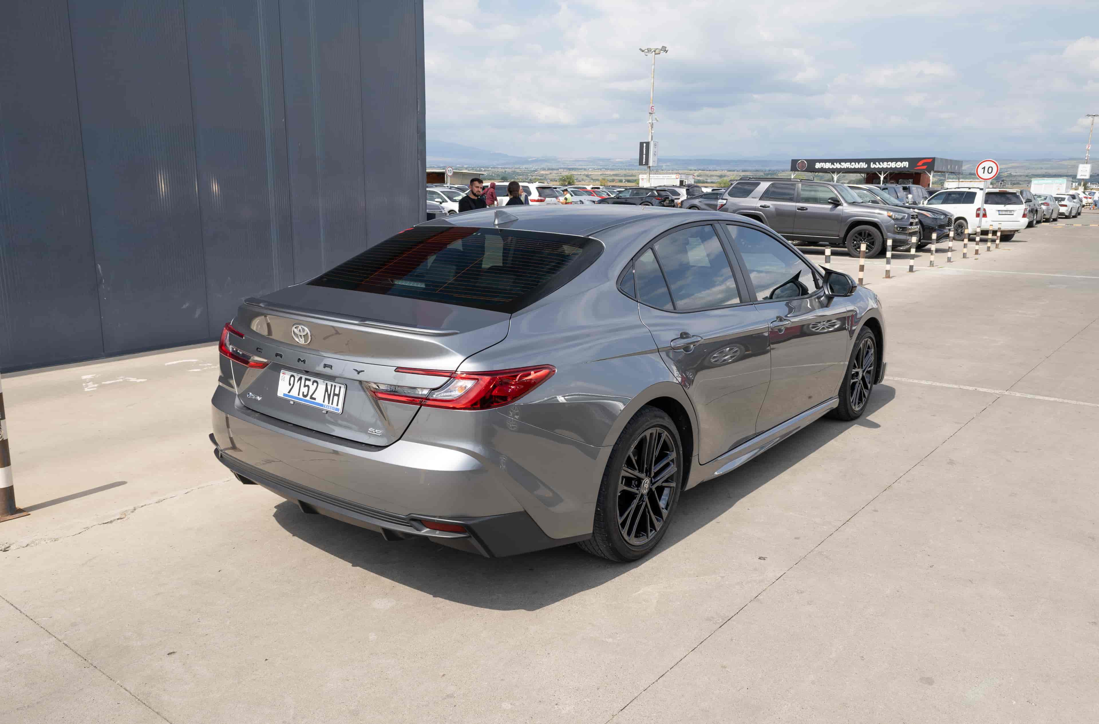 TOYOTA Camry - 4