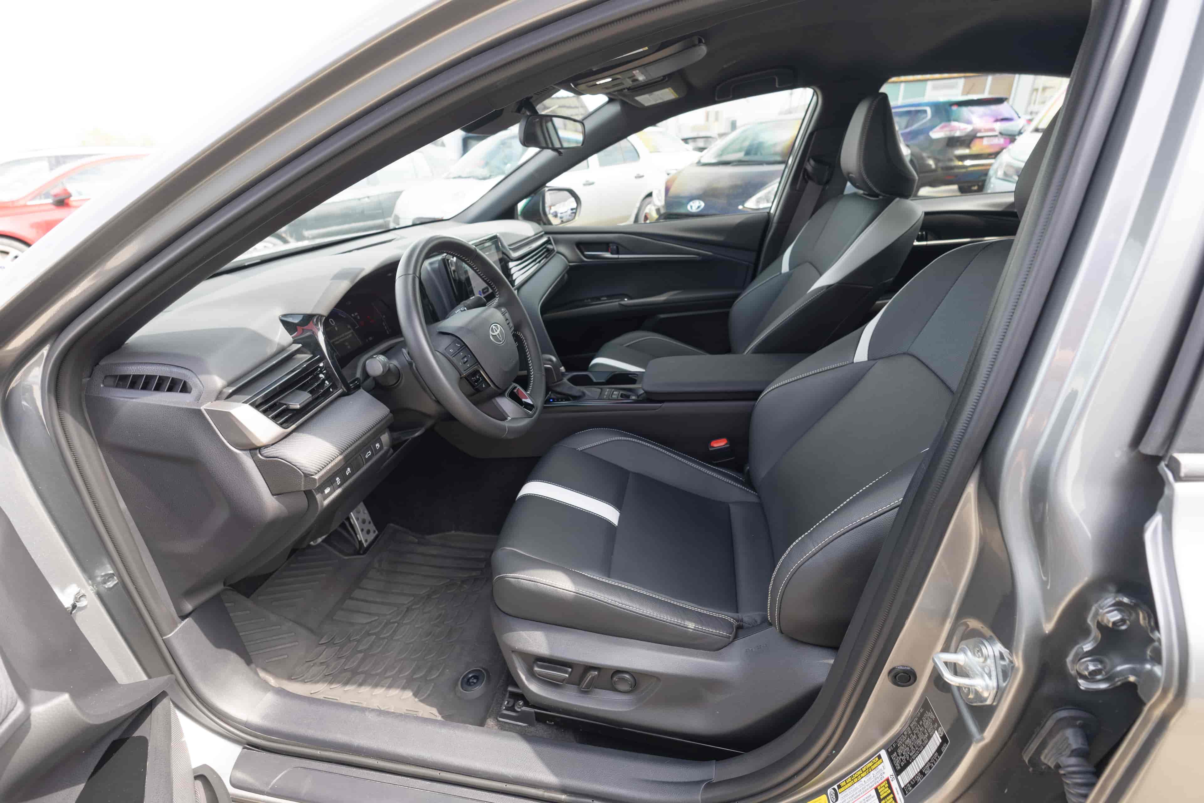 TOYOTA Camry - 9