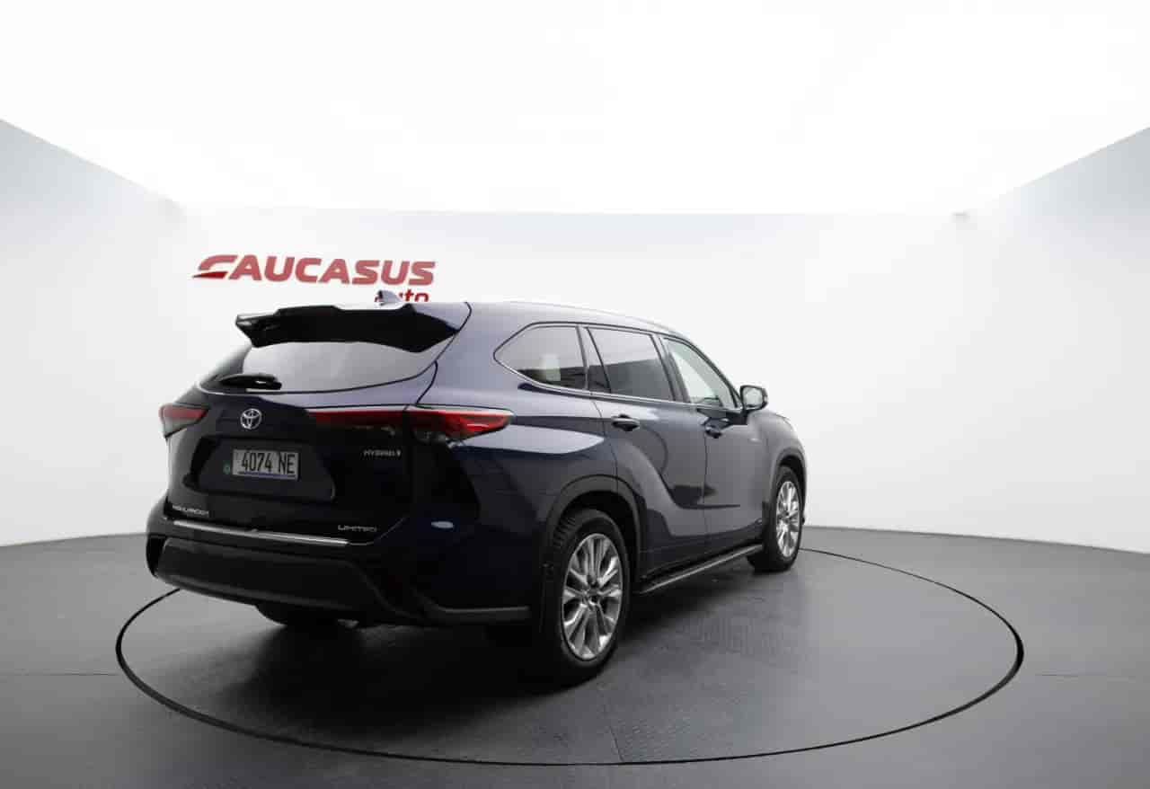 TOYOTA Highlander - 4