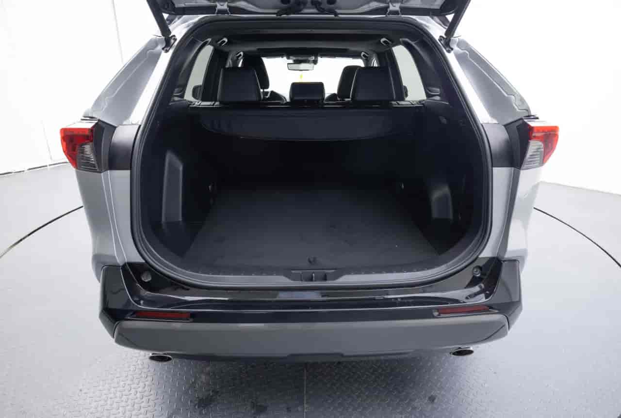 TOYOTA RAV4 - 7