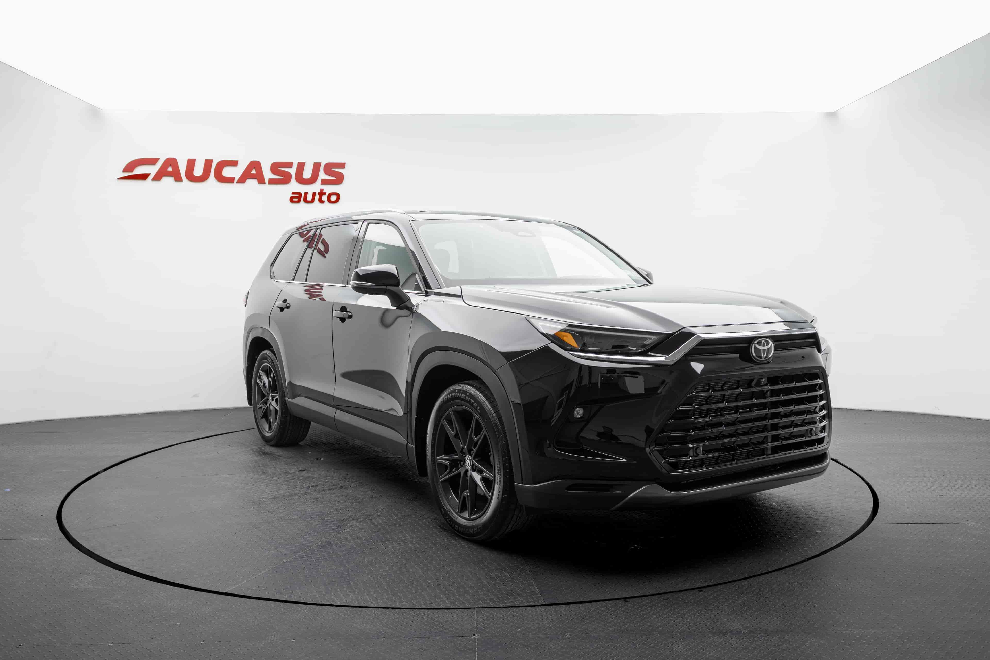 TOYOTA Grand Highlander - 3