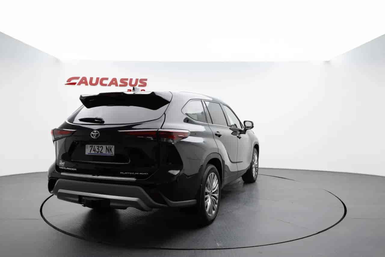 TOYOTA Highlander - 4