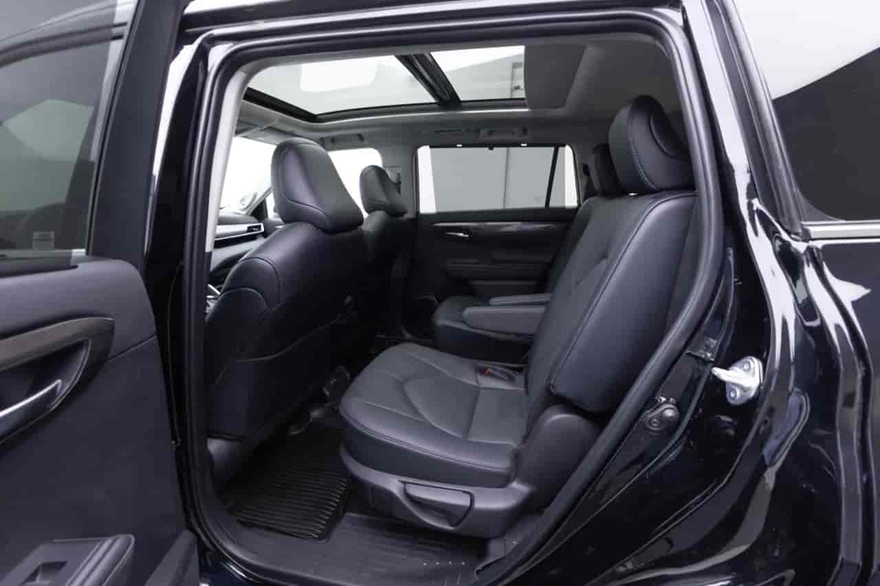TOYOTA Highlander - 8