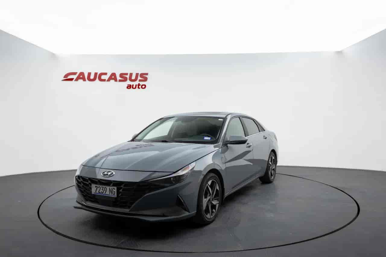 HYUNDAI Elantra - 1