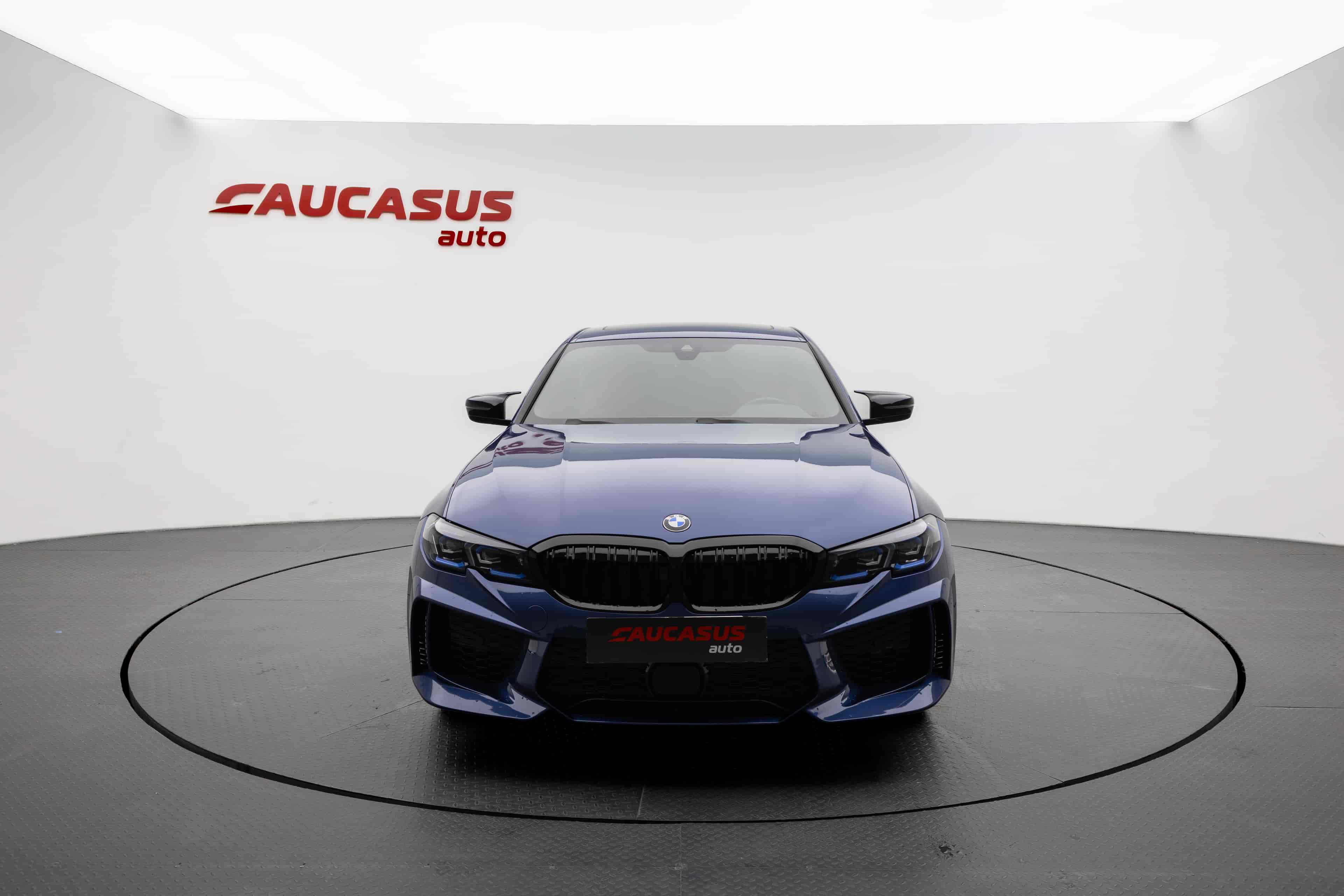 BMW 330i - 2