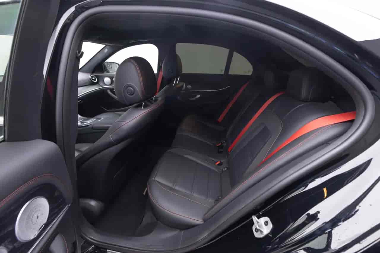MERCEDES-BENZ E-Class - 8