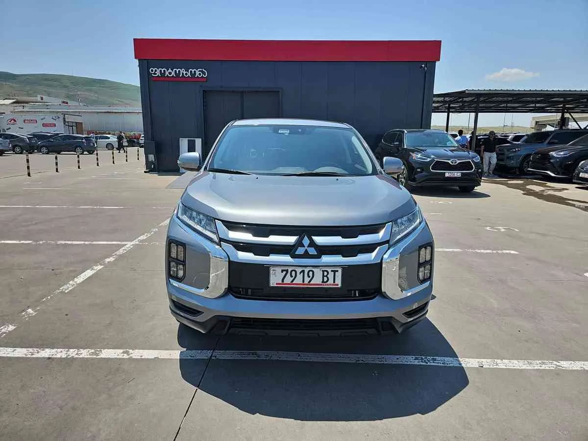 MITSUBISHI Outlander Sport - 2