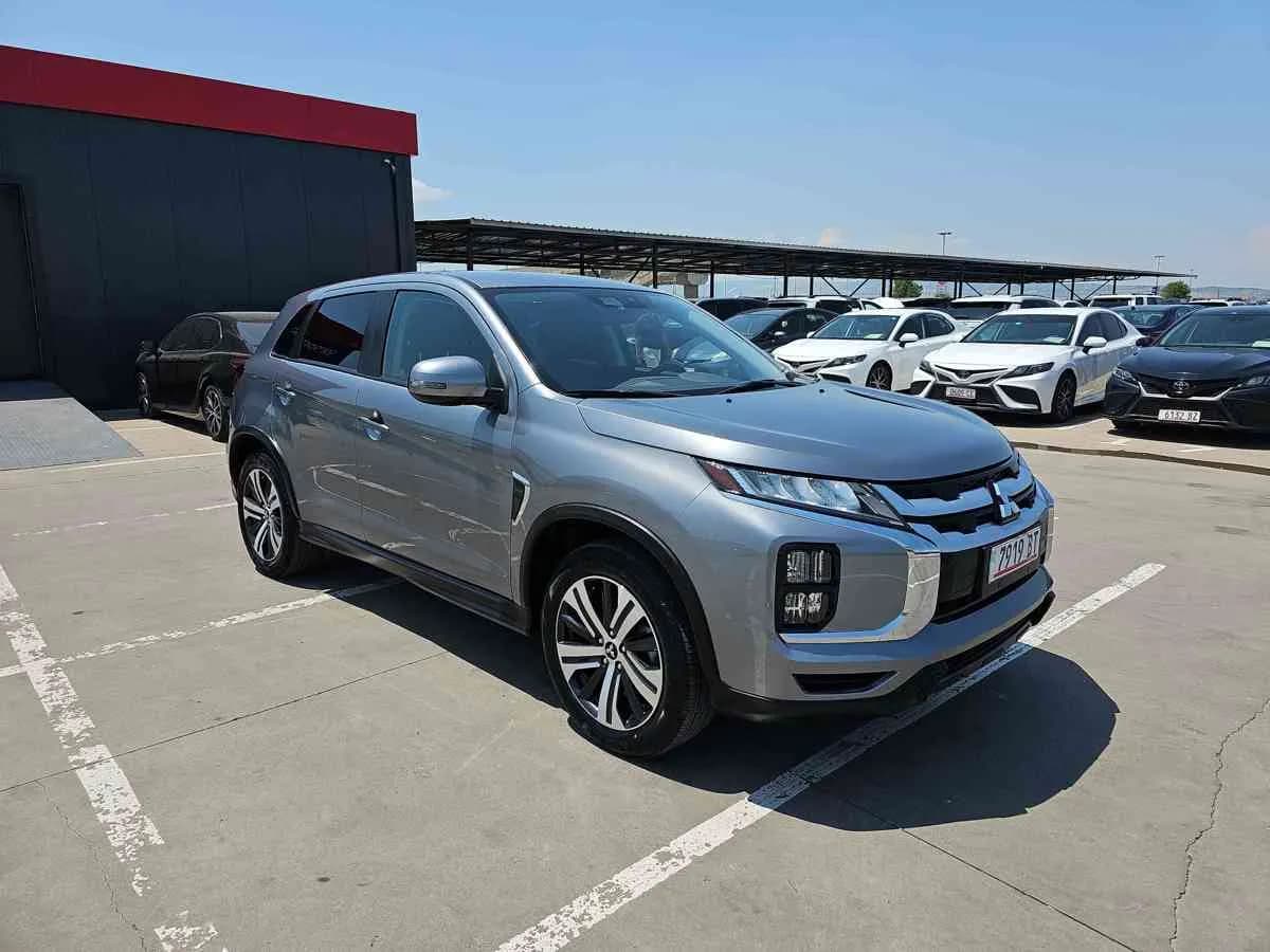 MITSUBISHI Outlander Sport - 3