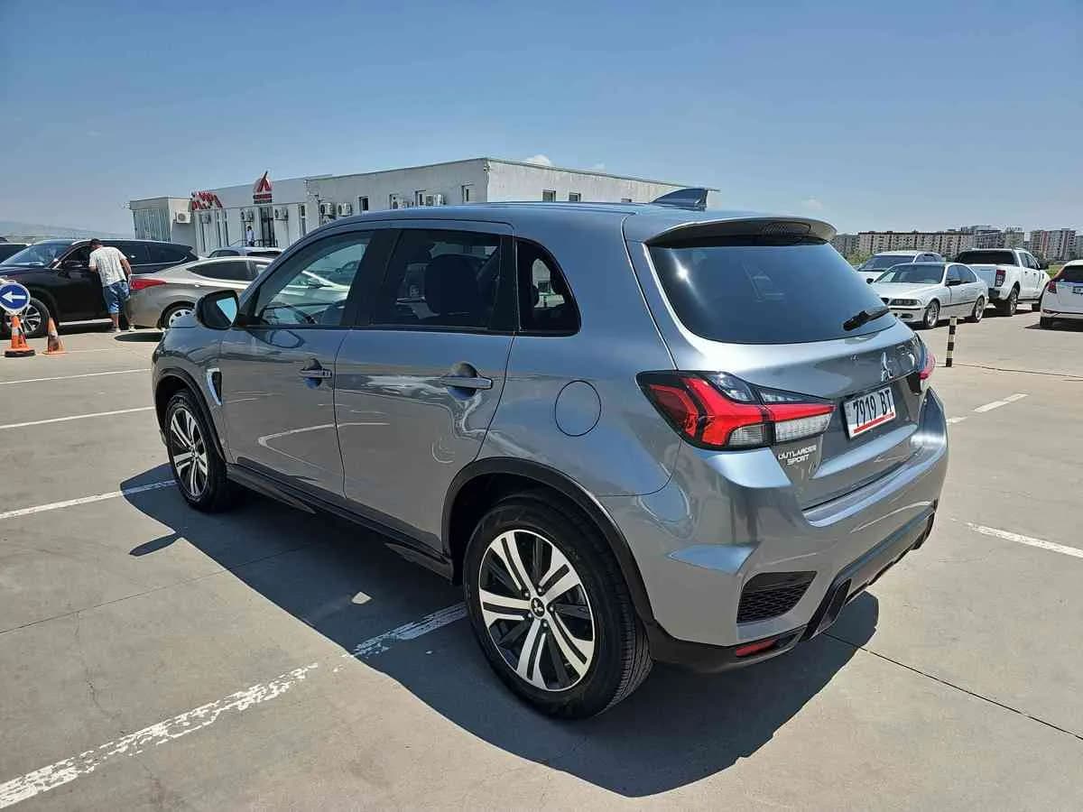MITSUBISHI Outlander Sport - 6