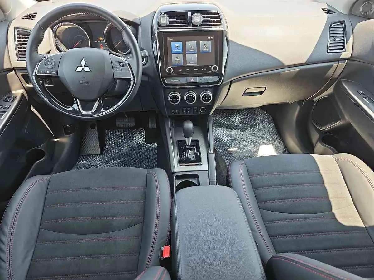 MITSUBISHI Outlander Sport - 8