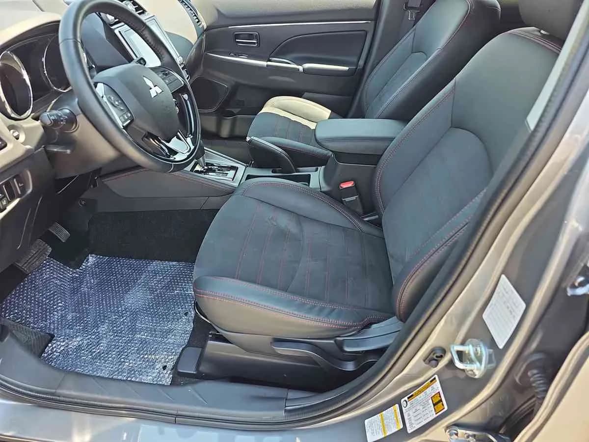 MITSUBISHI Outlander Sport - 10