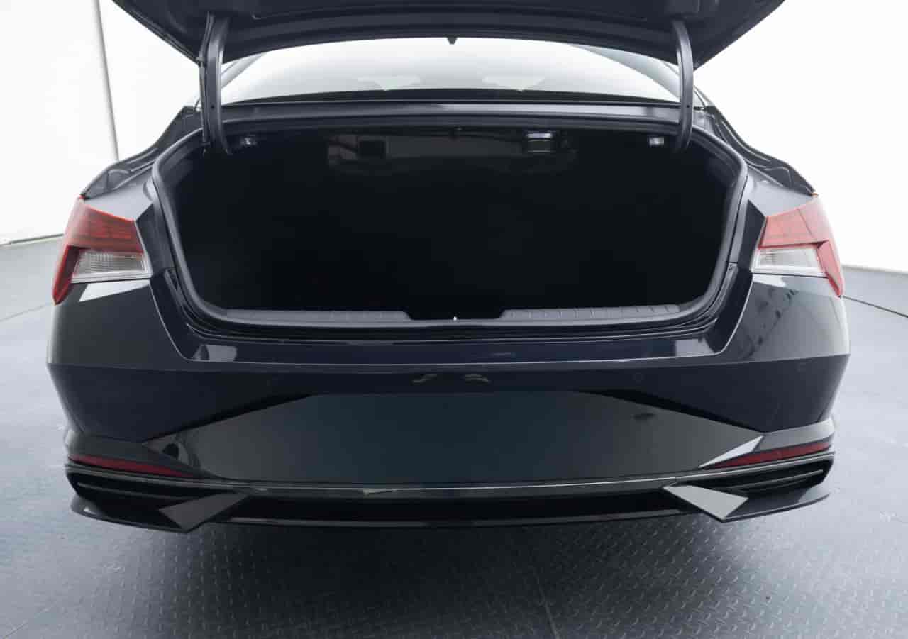 HYUNDAI Elantra - 7