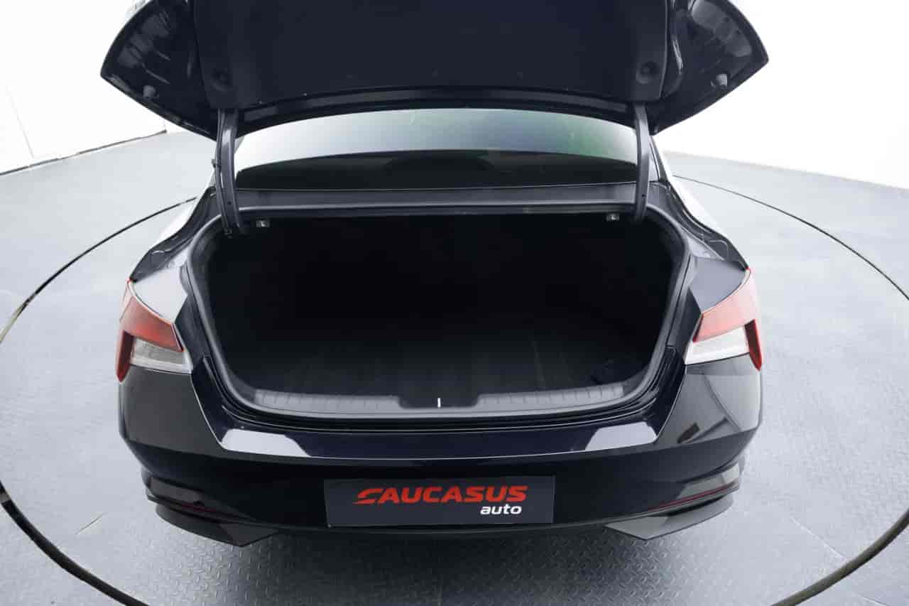 HYUNDAI Elantra - 7
