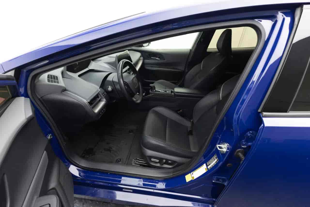 TOYOTA Prius - 10