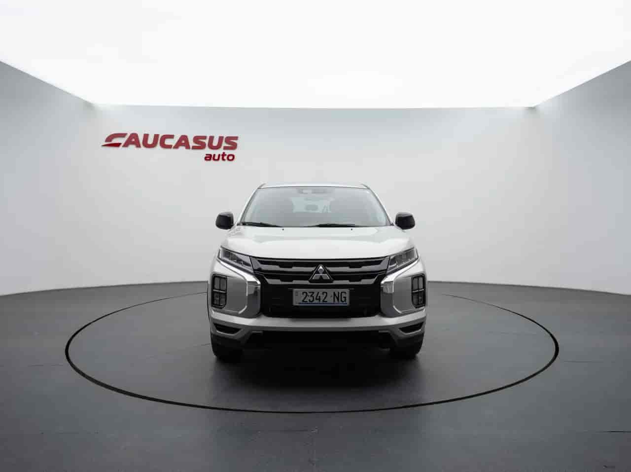 MITSUBISHI Outlander Sport - 2