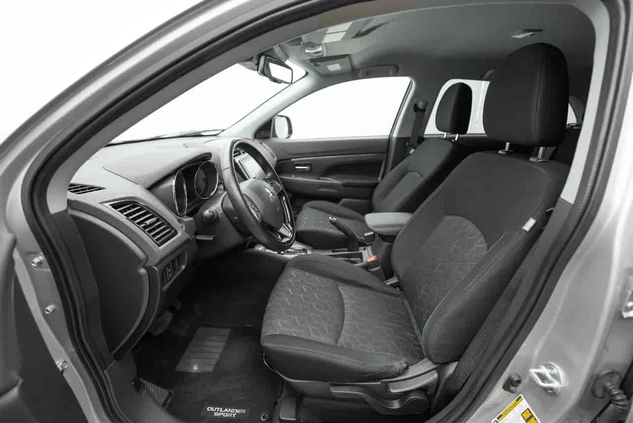 MITSUBISHI Outlander Sport - 10