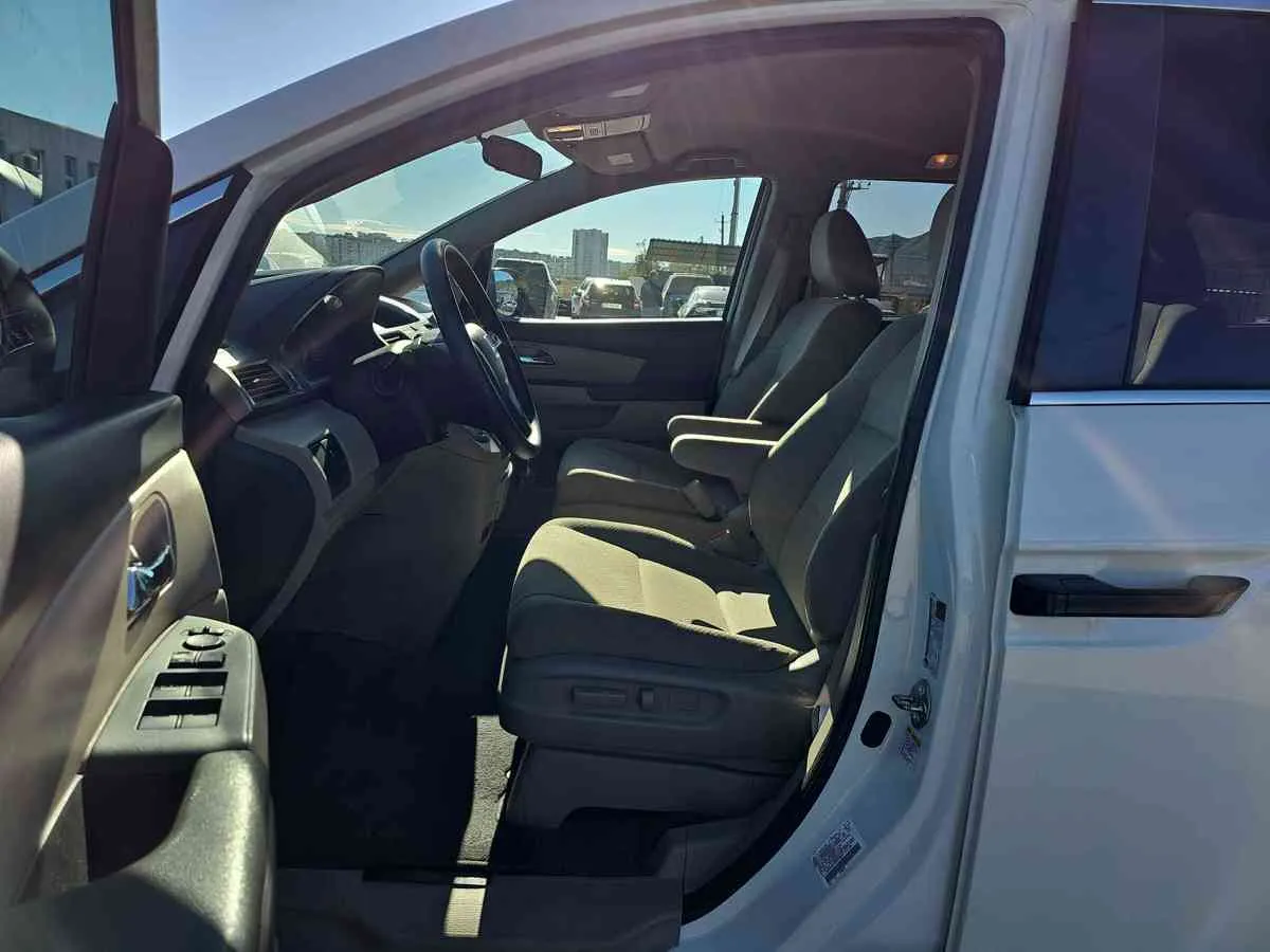 HONDA Odyssey - 9