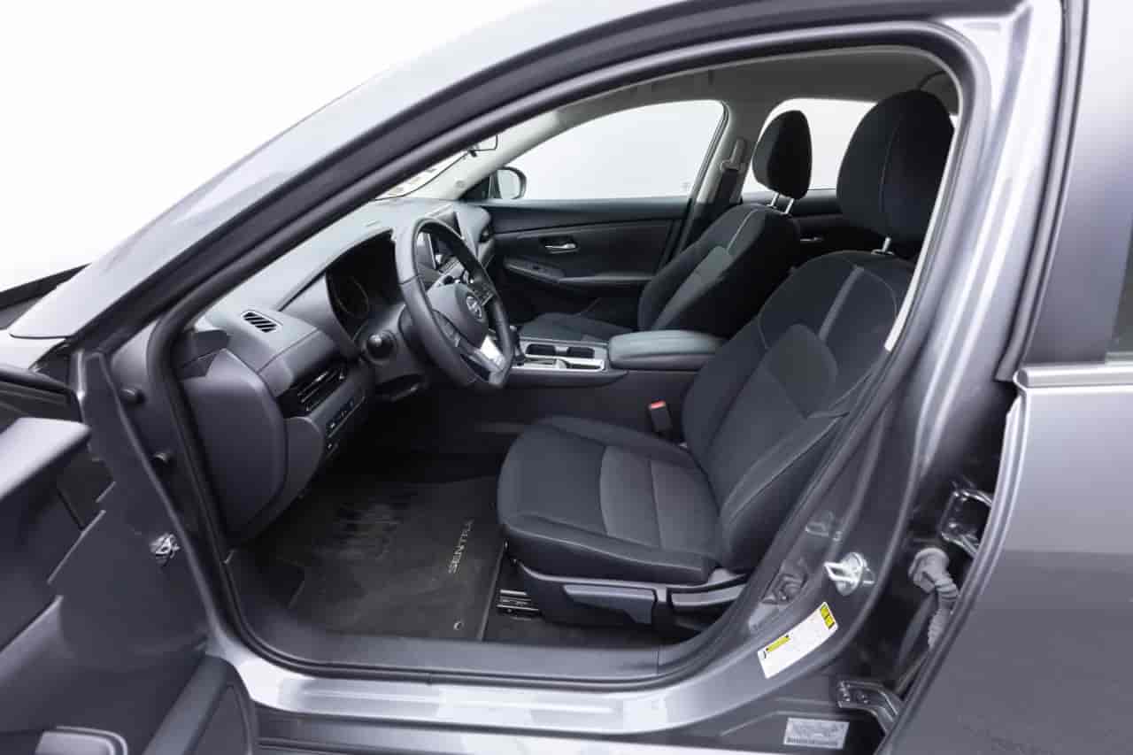 NISSAN Sentra - 10