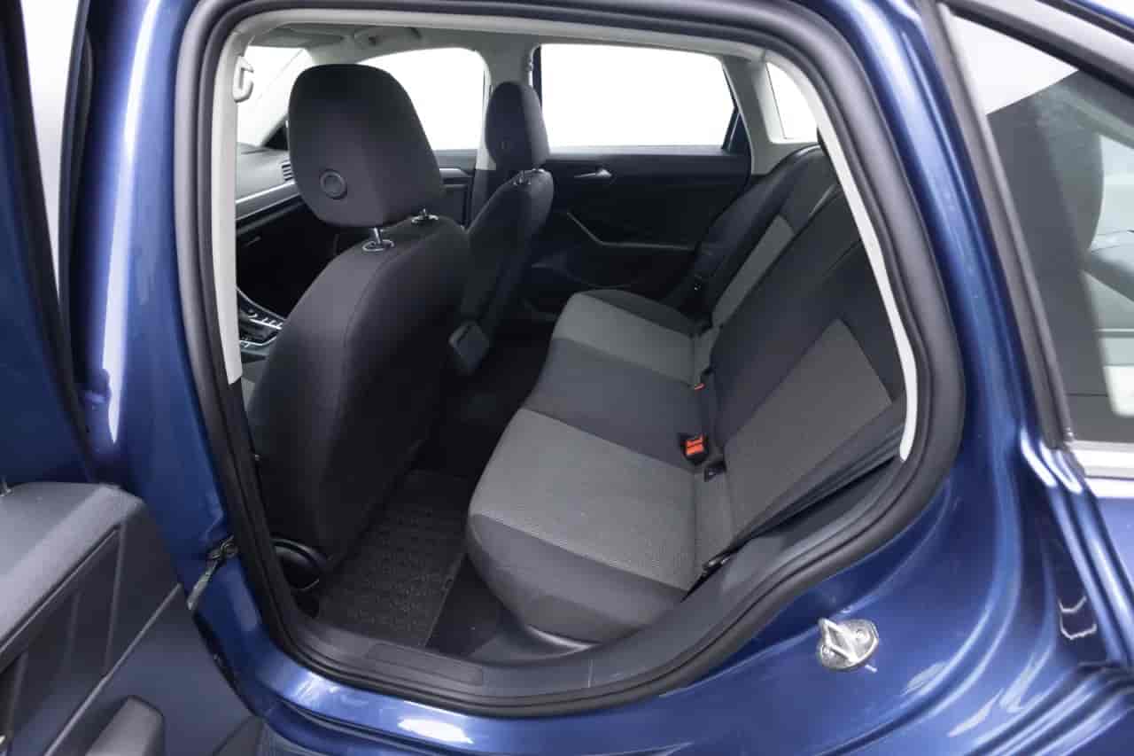 VOLKSWAGEN Jetta - 8
