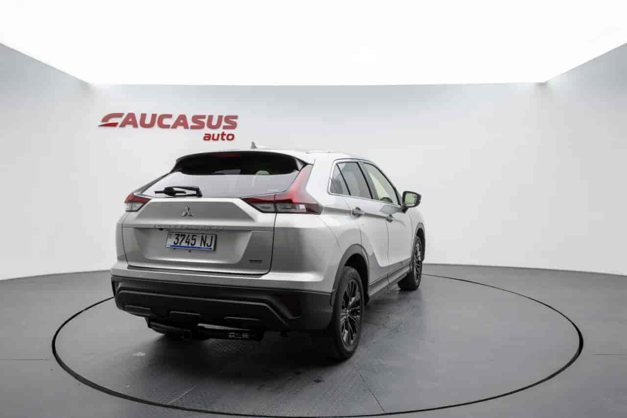 MITSUBISHI Eclipse Cross - 4