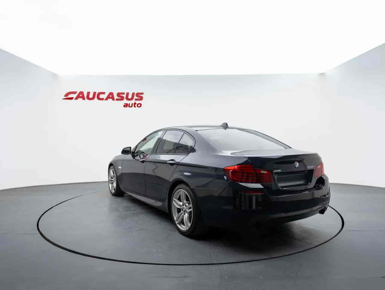 BMW 5-Series - 6