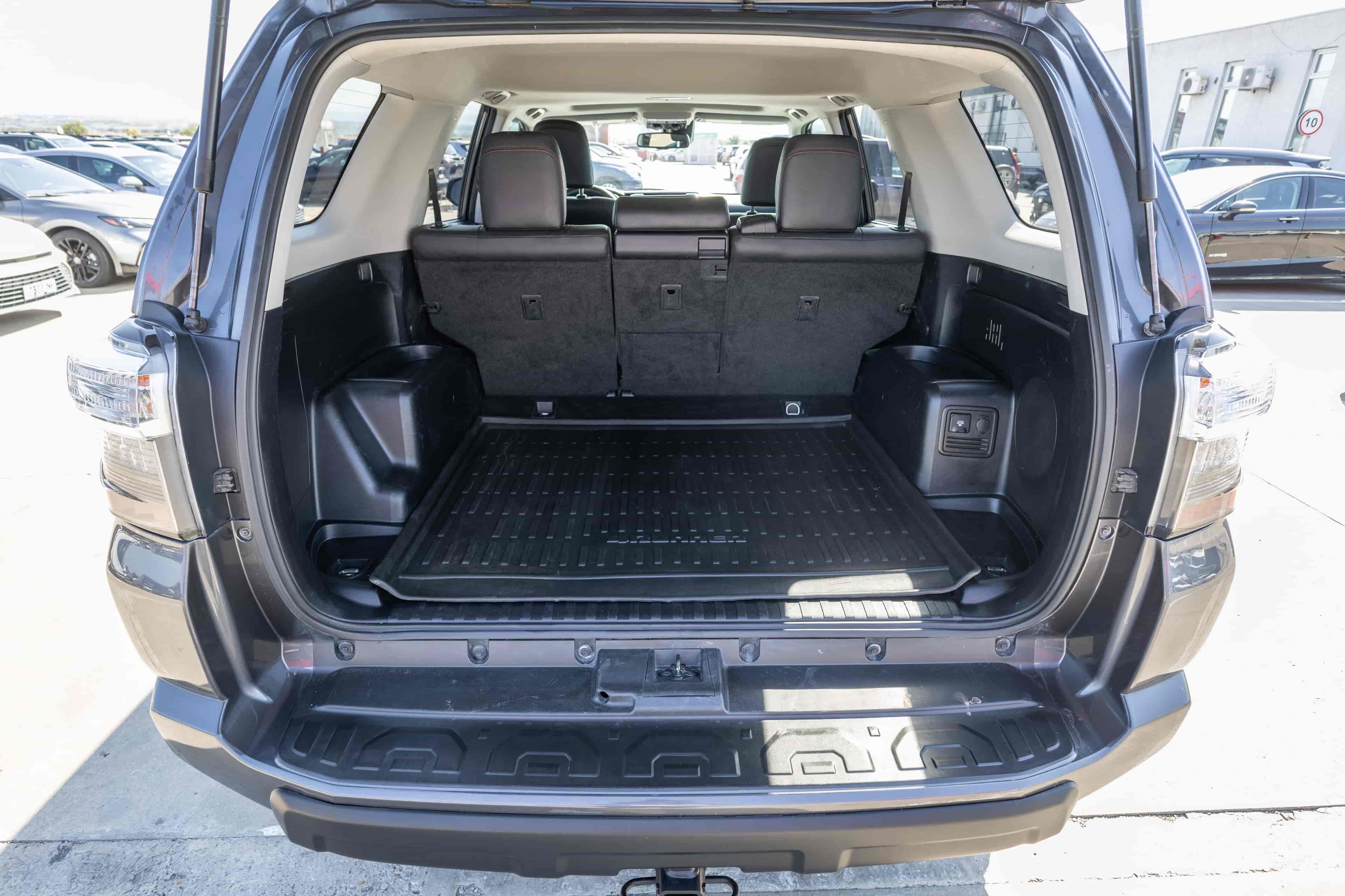 TOYOTA 4Runner - 7