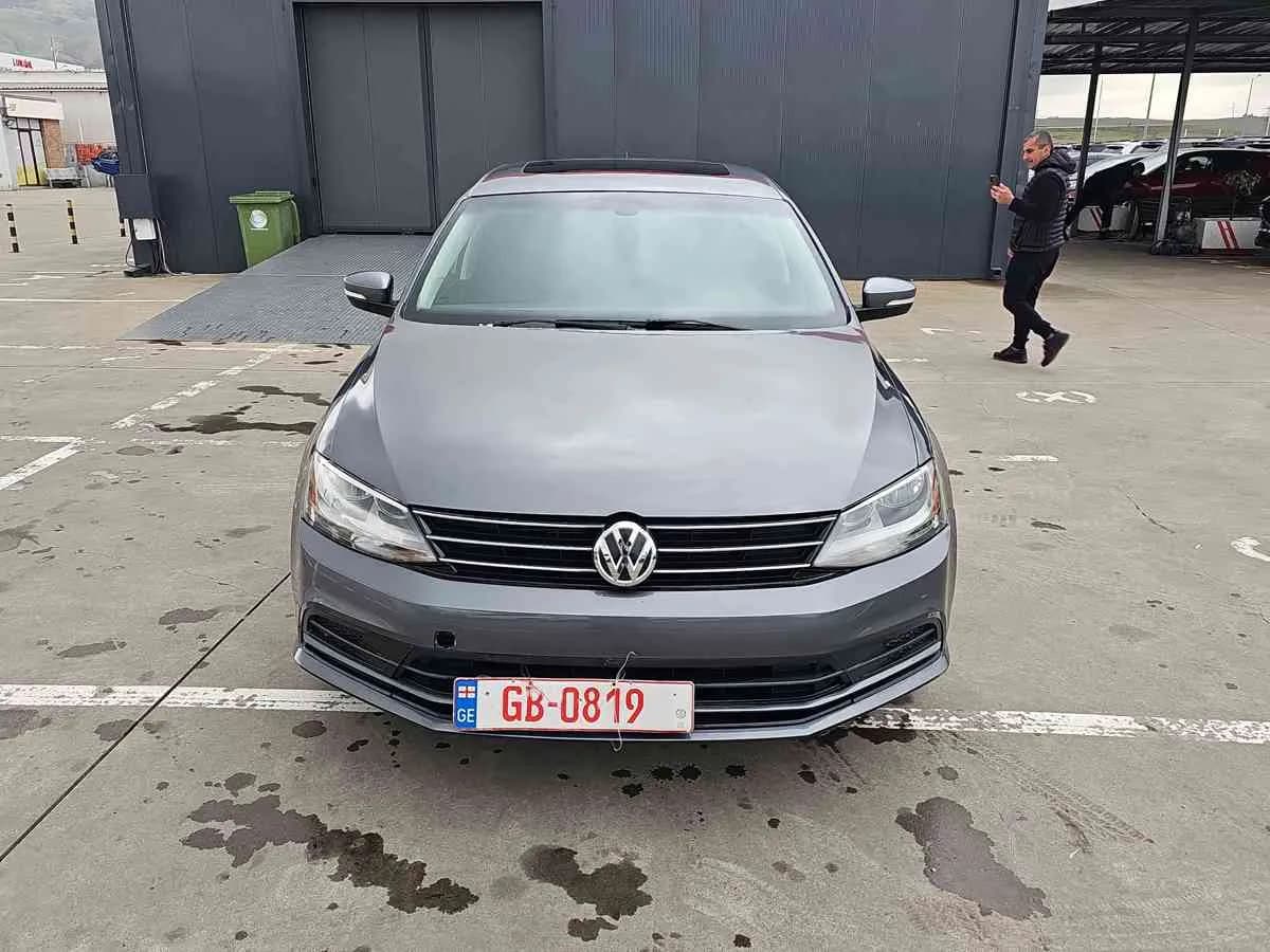 VOLKSWAGEN Jetta - 2