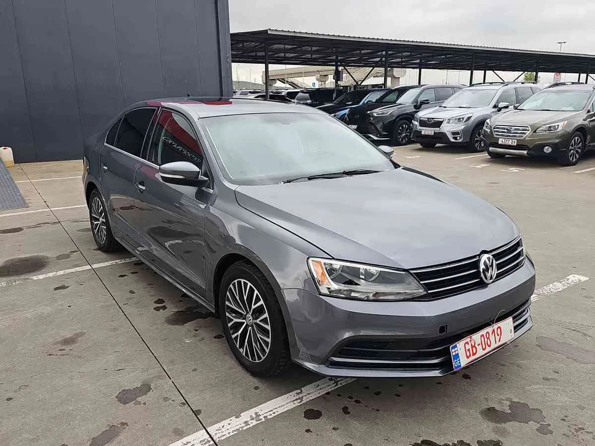 VOLKSWAGEN Jetta - 3
