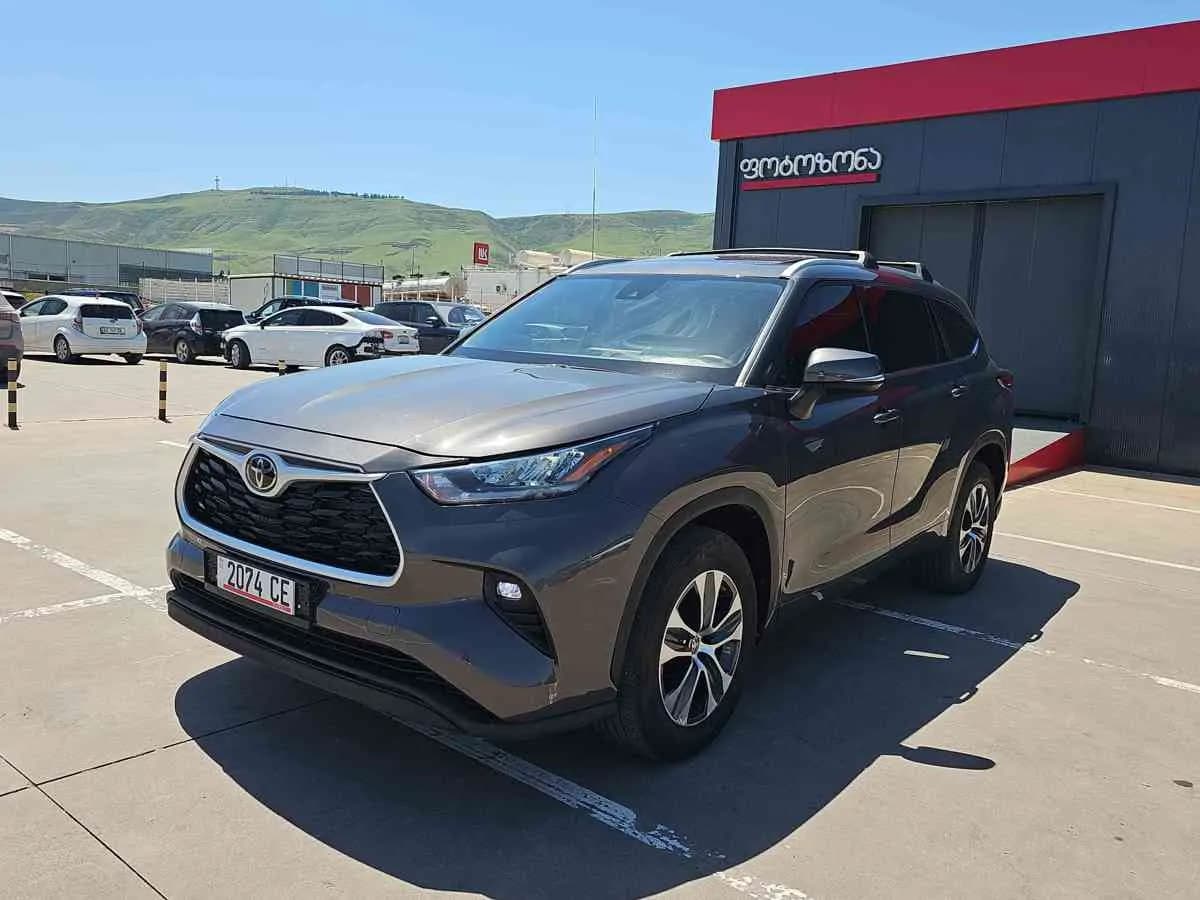 TOYOTA Highlander - 1