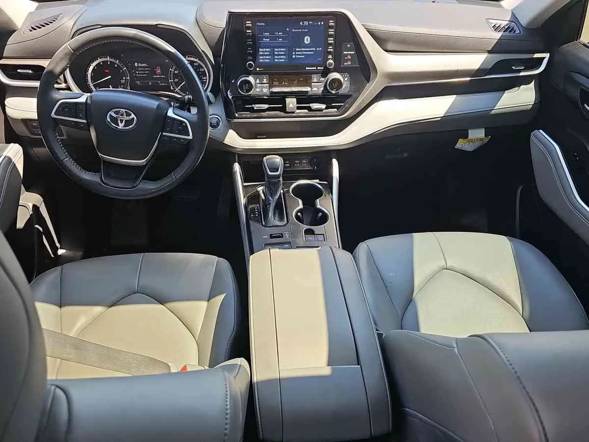 TOYOTA Highlander - 8
