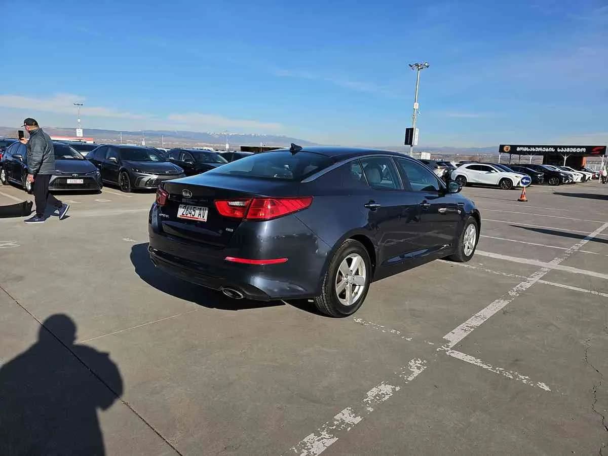 KIA Optima - 4