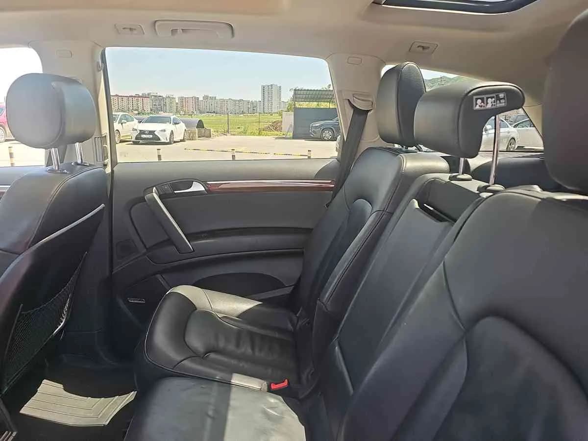 AUDI Q7 - 7