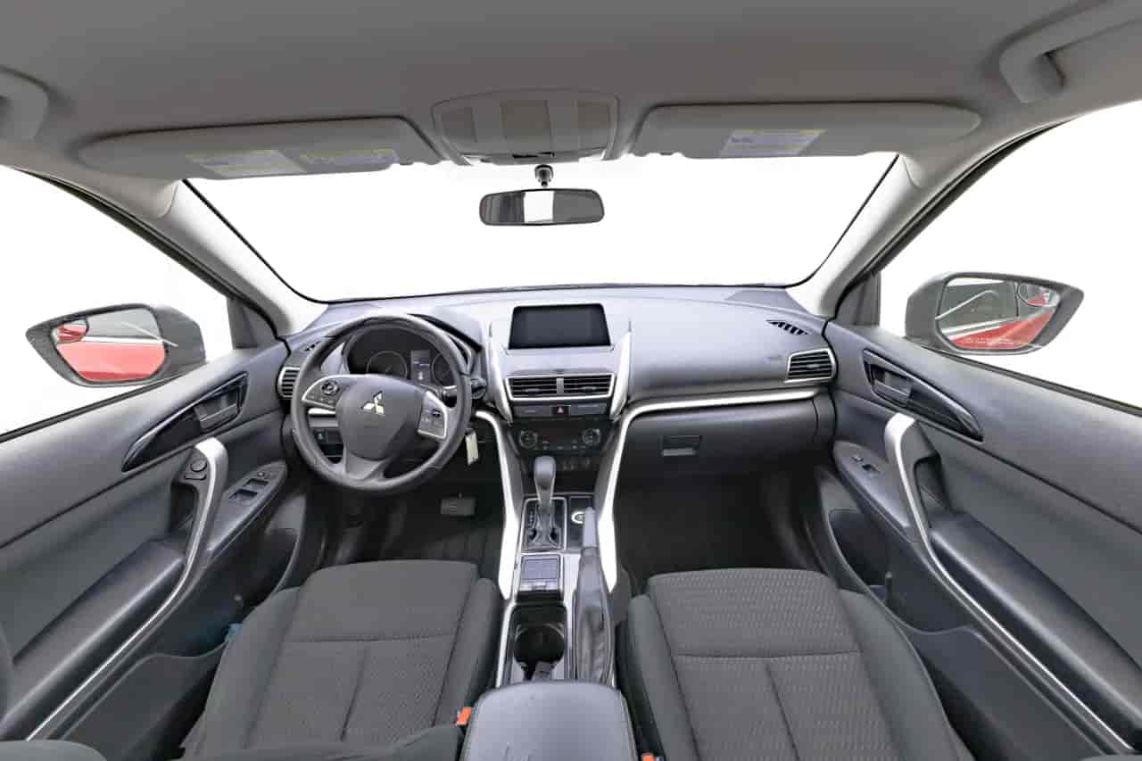MITSUBISHI Eclipse Cross - 9