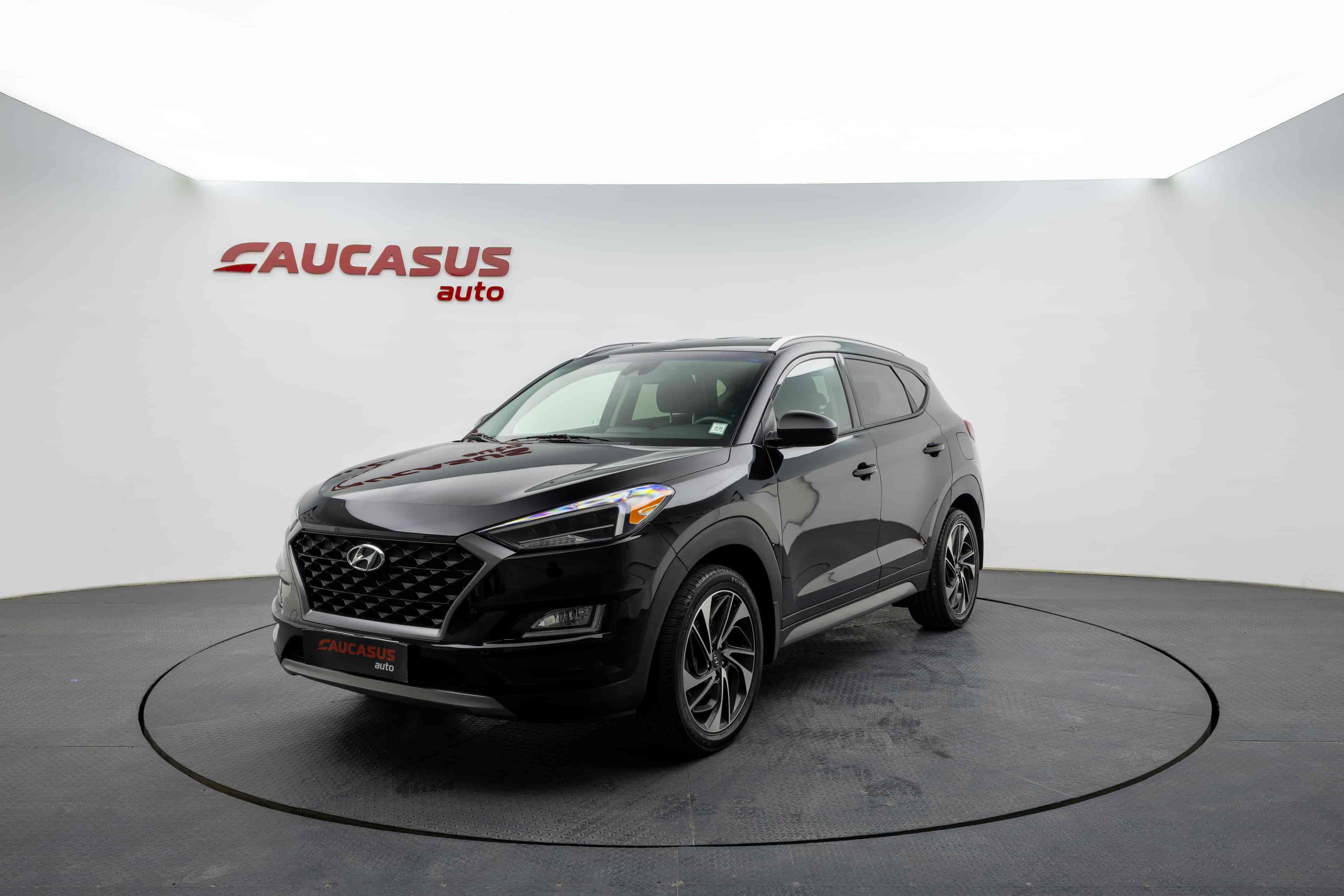 HYUNDAI Tucson - 1