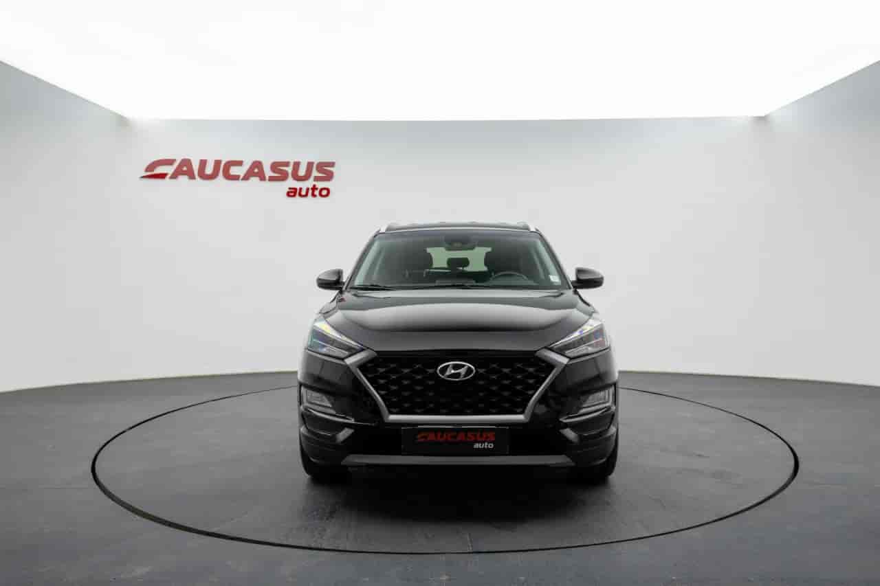HYUNDAI Tucson - 2