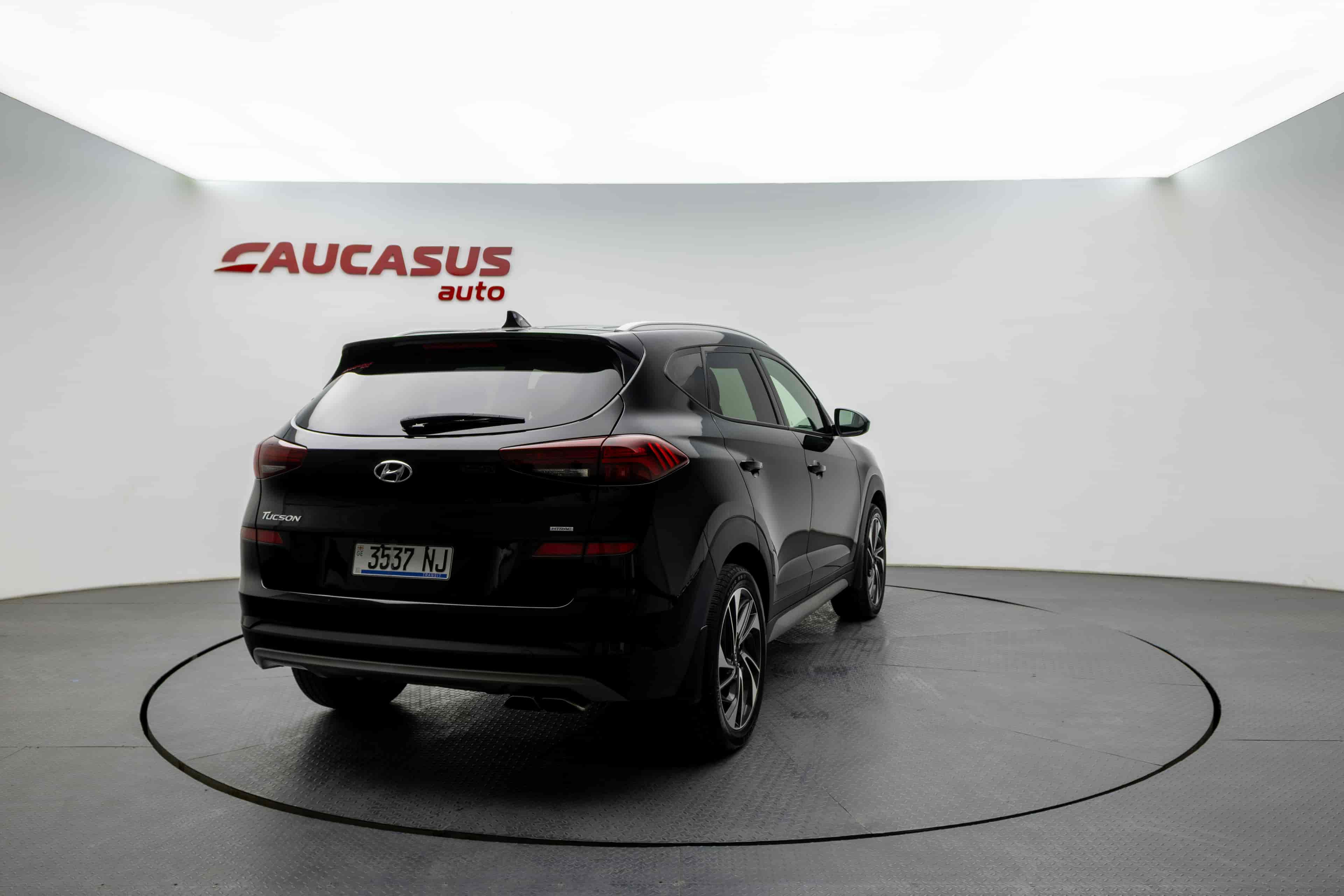 HYUNDAI Tucson - 4