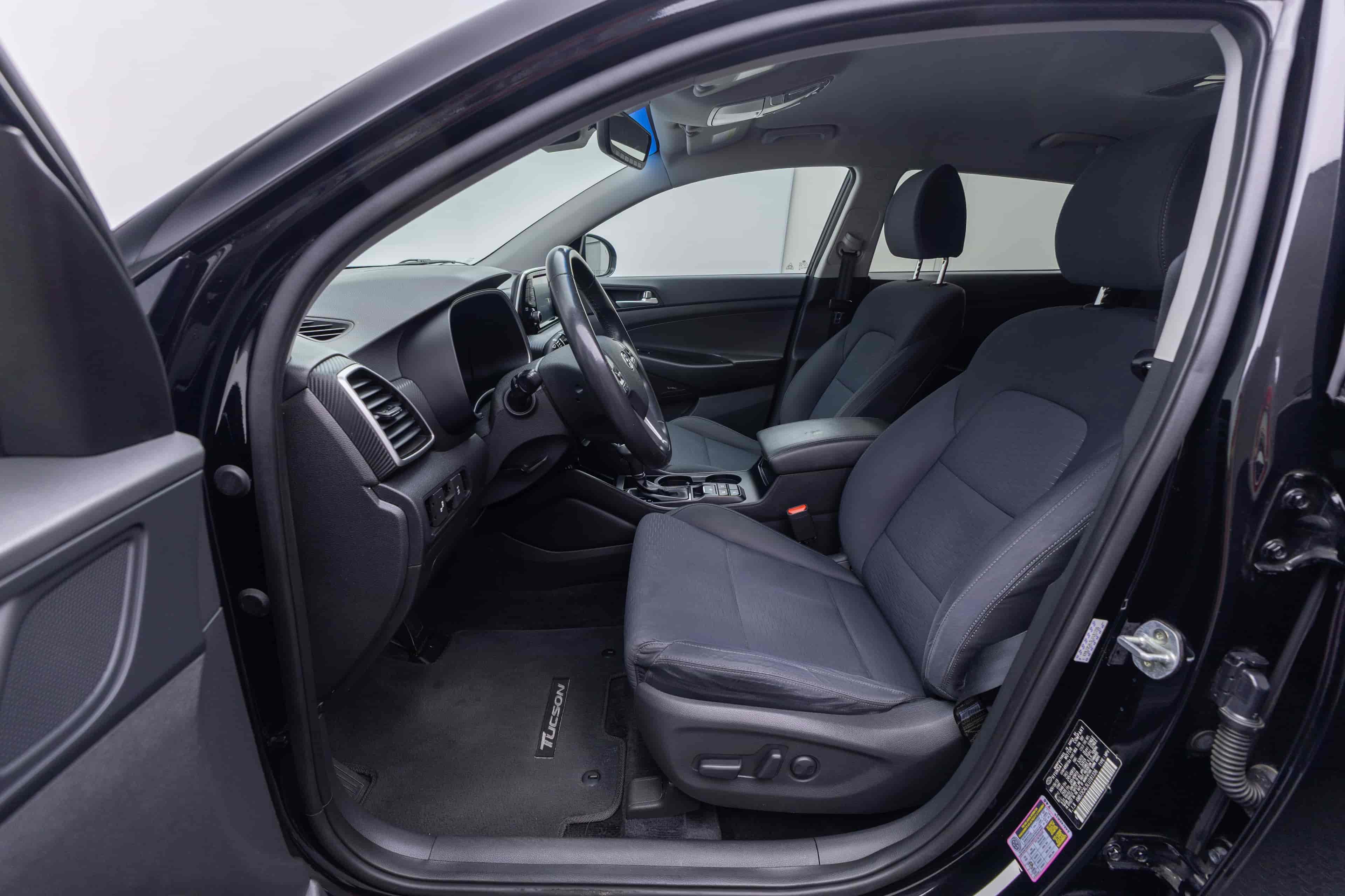 HYUNDAI Tucson - 10