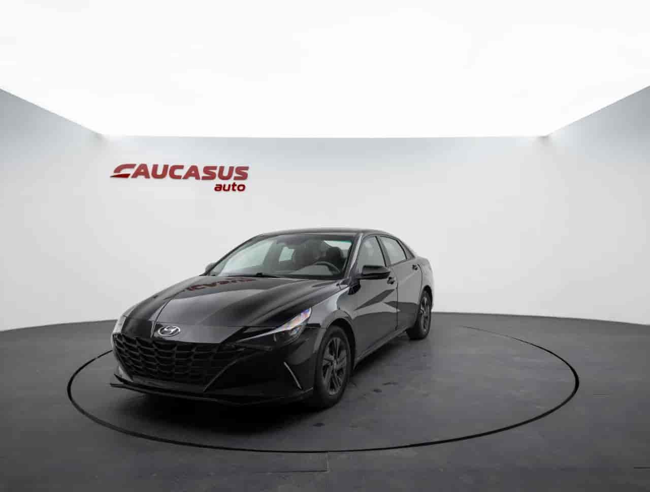 HYUNDAI Elantra - 1