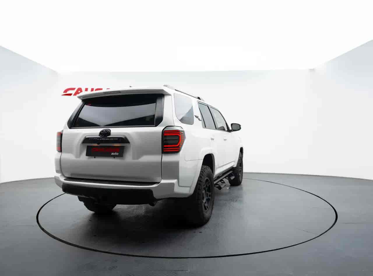 TOYOTA 4Runner - 4