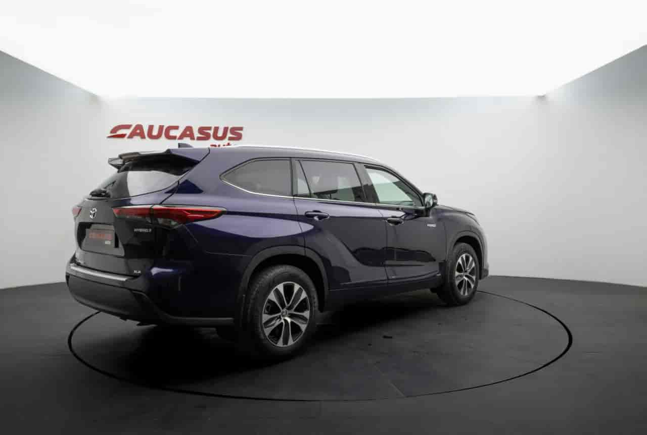 TOYOTA Highlander - 4