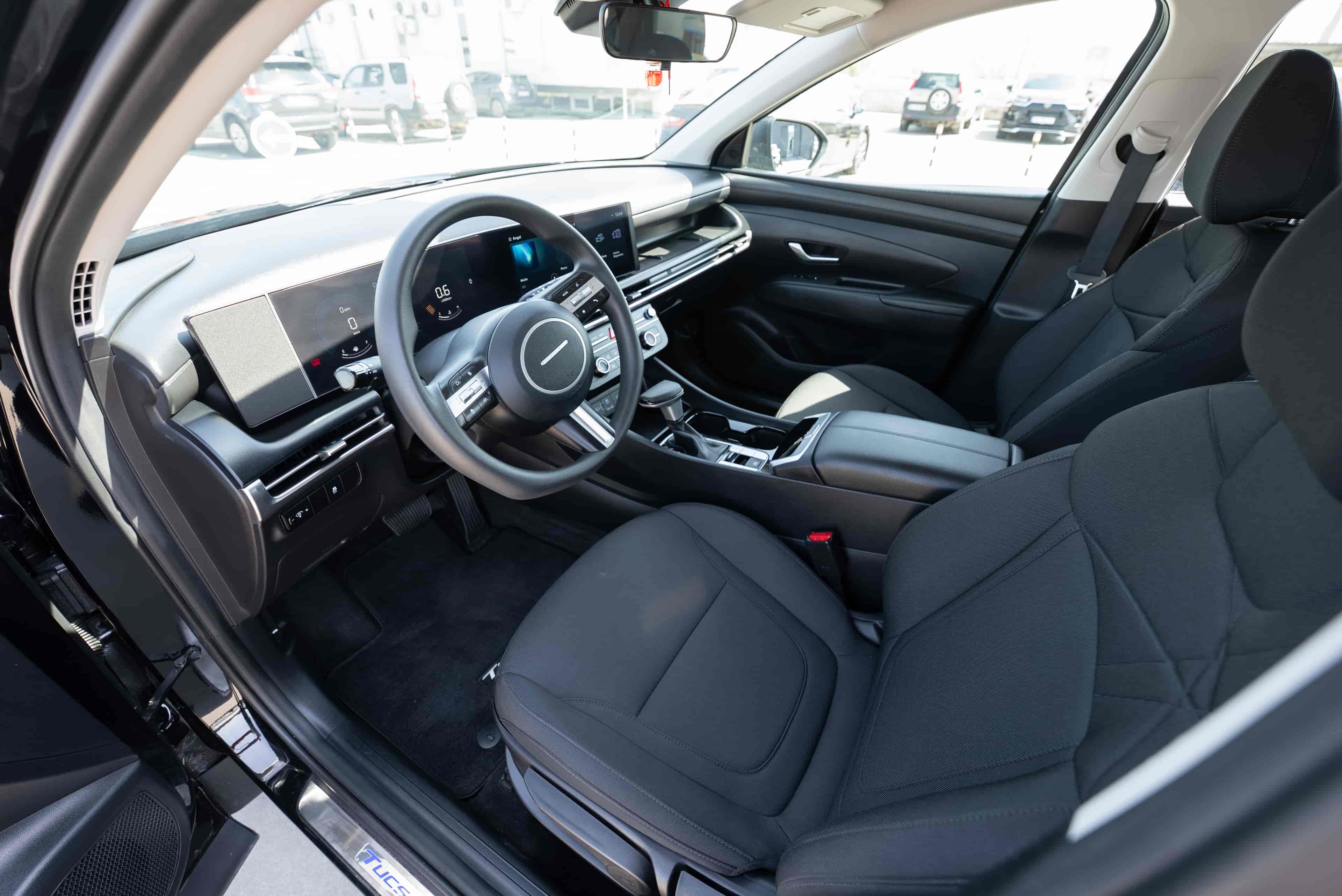 HYUNDAI Tucson - 10