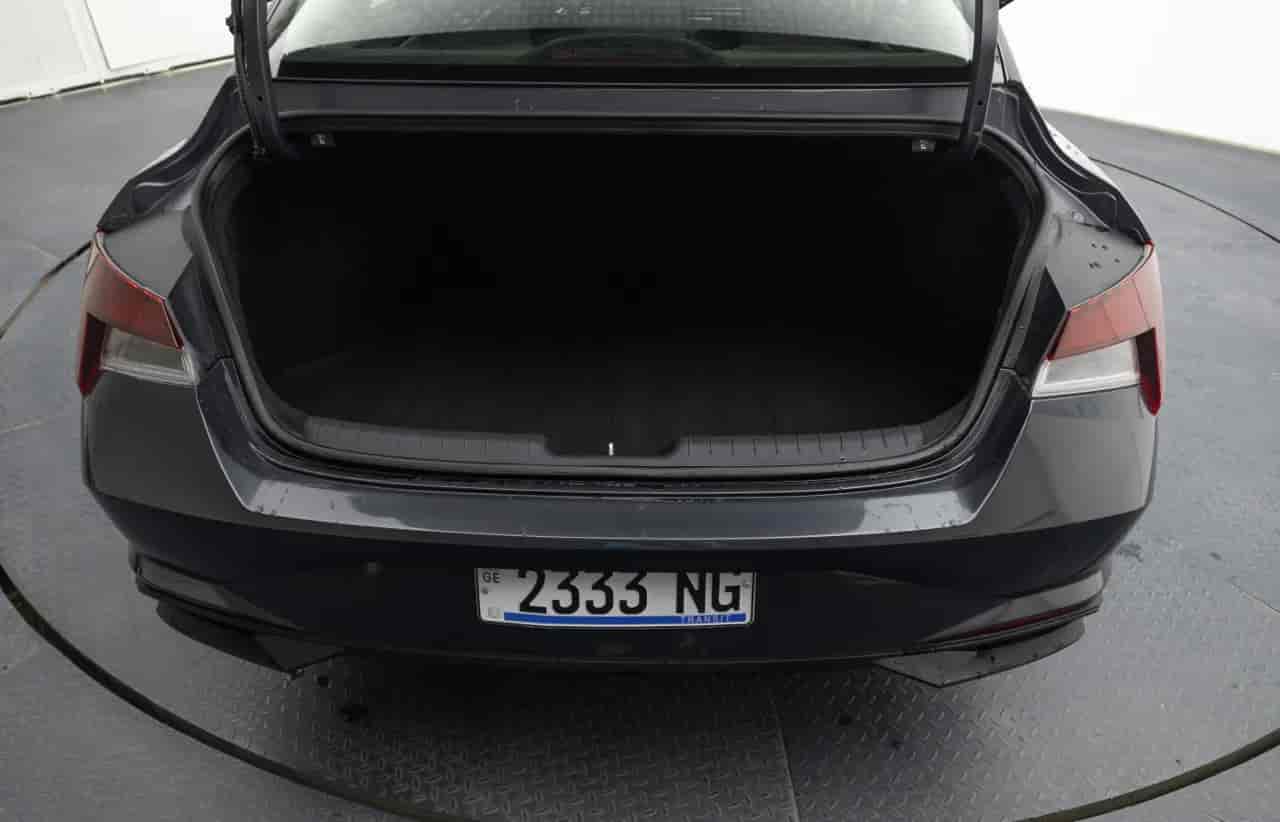 HYUNDAI Elantra - 7