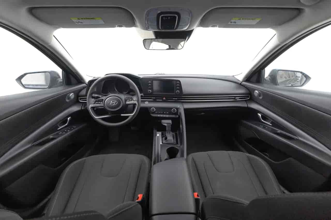 HYUNDAI Elantra - 9