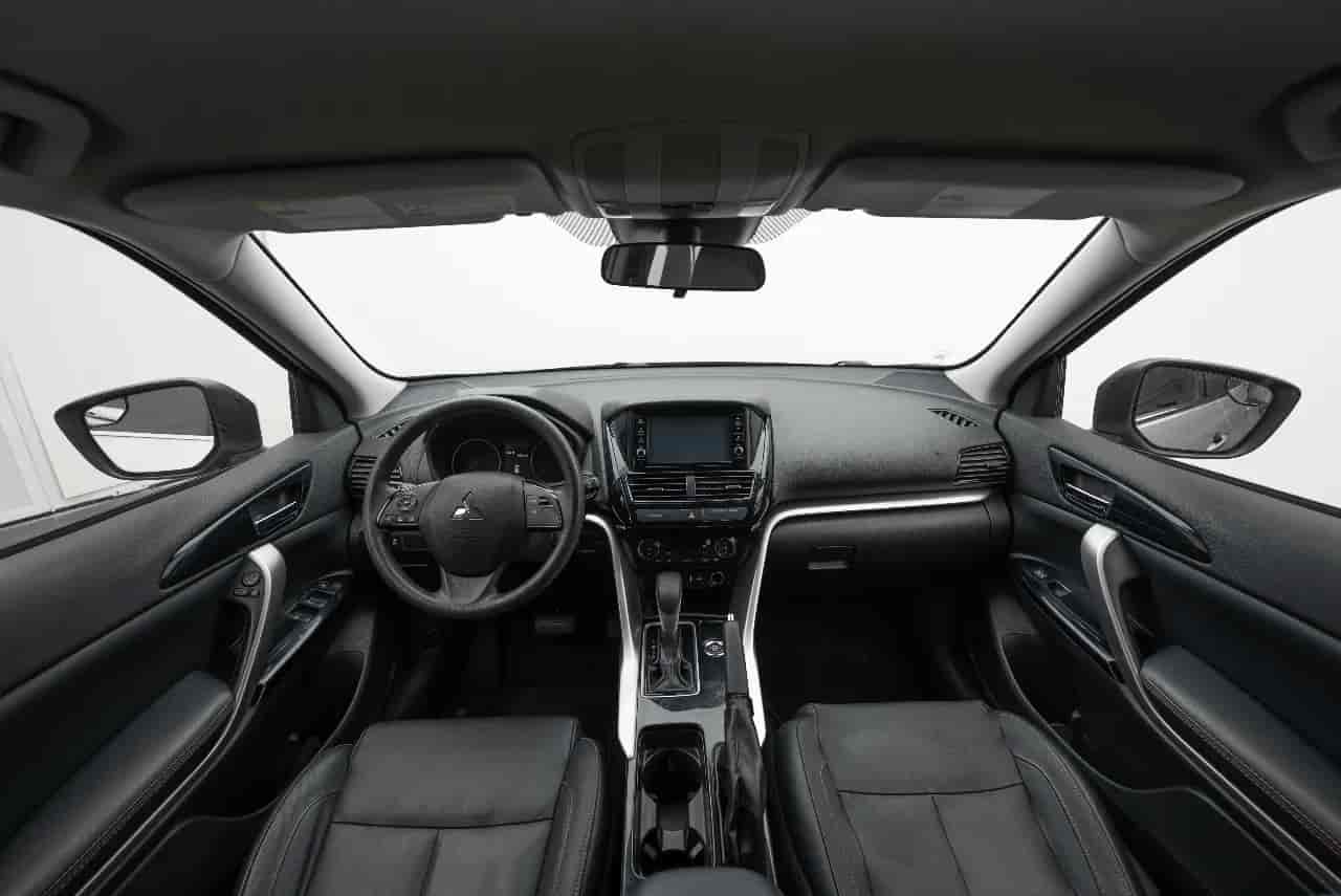 MITSUBISHI Eclipse - 9